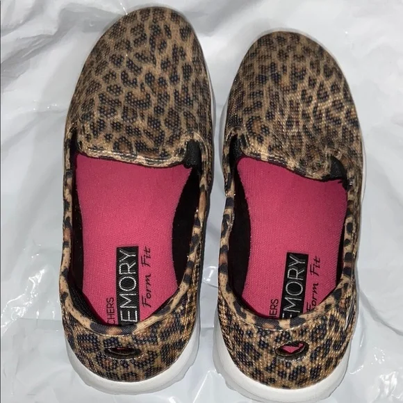 Skechers Go Walk Brown and Black Leopard Print Sneakers Size 7 - Picture 4 of 11